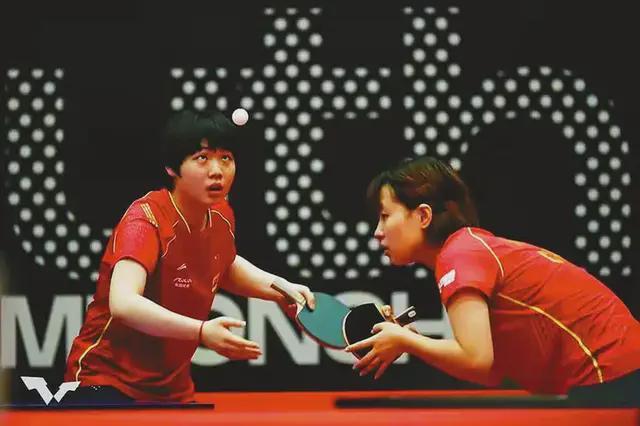 辉煌背后的 辉煌背后的